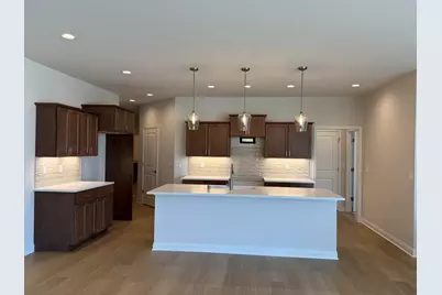 892 S Verona Cir #31, Grafton, WI 53024 - Photo 5