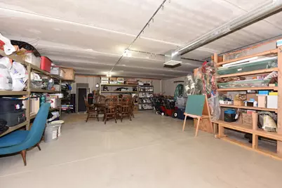 11011 W Meadowcreek Dr, Milwaukee, WI 53224 - Photo 43