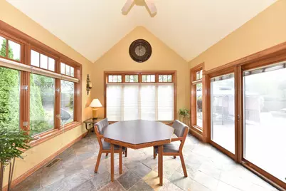 11011 W Meadowcreek Dr, Milwaukee, WI 53224 - Photo 11