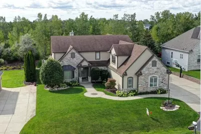 11011 W Meadowcreek Dr, Milwaukee, WI 53224 - Photo 57