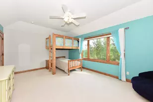 11011 W Meadowcreek Dr, Milwaukee, WI 53224 - Photo 27