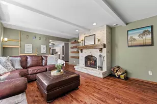 4349 Woodbury Ln, Racine, WI 53403 - Photo 5