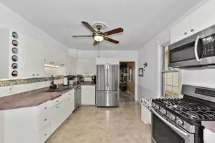 209 E Montana St, Milwaukee, WI 53207 - Photo 21