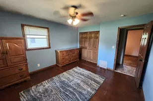 408 Oakhurst Ave, Racine, WI 53182 - Photo 11
