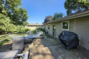 408 Oakhurst Ave, Racine, WI 53182 - Photo 27