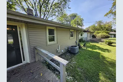 408  Oakhurst Ave, Racine, WI 53182 - Photo 29