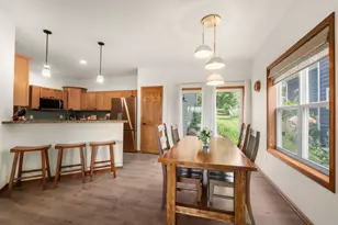 7190 Belle Fontaine Blvd, Middleton, WI 53562 - Photo 7