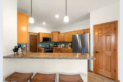 7190  Belle Fontaine Blvd, Middleton, WI 53562 - Photo 9