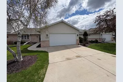 1534  River Pines Dr, Bellevue, WI 54311 - Photo 1