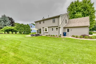 W241N5923  Goldencrest Ct, Sussex, WI 53089 - Photo 35