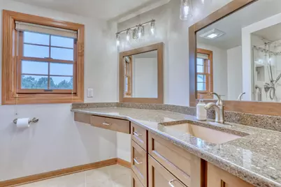 W241N5923  Goldencrest Ct, Sussex, WI 53089 - Photo 23