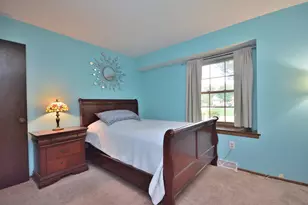 W220N2767 Maplewood Ln, Pewaukee, WI 53186 - Photo 19