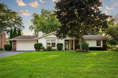 W220N2767  Maplewood Ln, Pewaukee, WI 53186 - Photo 1
