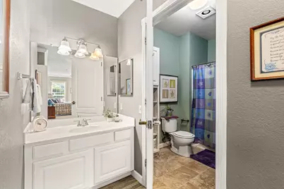 2740  Northview Rd #100, Waukesha, WI 53188 - Photo 19