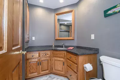 4945 S Calhoun Rd, New Berlin, WI 53151 - Photo 43