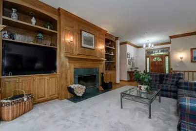 4945 S Calhoun Rd, New Berlin, WI 53151 - Photo 17
