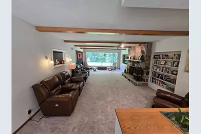 3775 S Sunny View Dr, New Berlin, WI 53151 - Photo 3