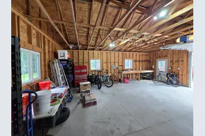 3775 S Sunny View Dr, New Berlin, WI 53151 - Photo 13