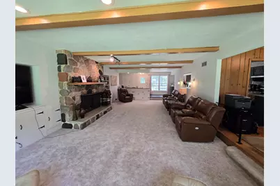 3775 S Sunny View Dr, New Berlin, WI 53151 - Photo 39