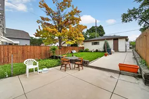 2444 S 34th St, Milwaukee, WI 53215 - Photo 13