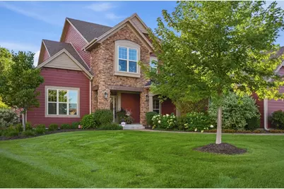 W79N367  Prairie View Rd, Cedarburg, WI 53012 - Photo 1