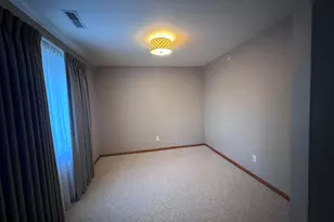 5347 S Hidden Dr, Greenfield, WI 53221 - Photo 7