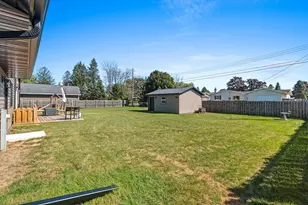 2811 39th St, Two Rivers, WI 54241 - Photo 43