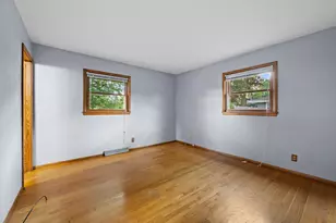 1501 E Fitzsimmons Rd, Oak Creek, WI 53154 - Photo 17