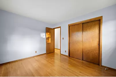 1501 E Fitzsimmons Rd, Oak Creek, WI 53154 - Photo 21