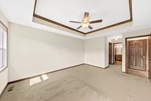 5235 Briarwood Cir, Racine, WI 53402 - Photo 15