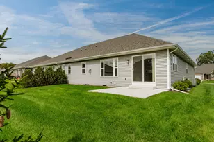 5235 Briarwood Cir, Racine, WI 53402 - Photo 27