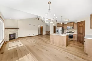 5235 Briarwood Cir, Racine, WI 53402 - Photo 9