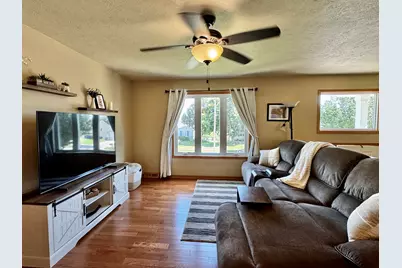 624  Brookstone Way, Watertown, WI 53094 - Photo 5