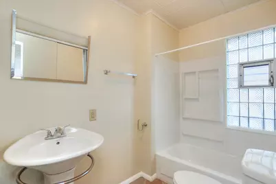 2254 S 75th St, West Allis, WI 53219 - Photo 17