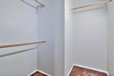 2254 S 75th St, West Allis, WI 53219 - Photo 15