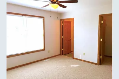 105  Prairie Dr, Walworth, WI 53184 - Photo 15