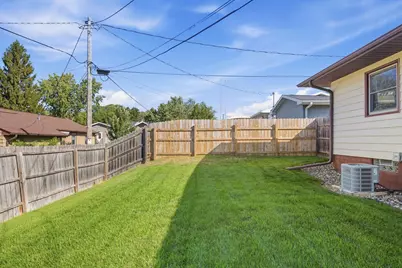 415 N 6th Ave, Onalaska, WI 54650 - Photo 5