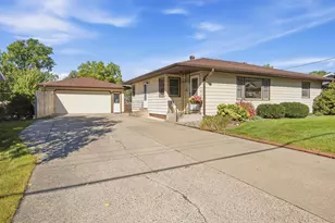 415 N 6th Ave, Onalaska, WI 54650 - Photo 1