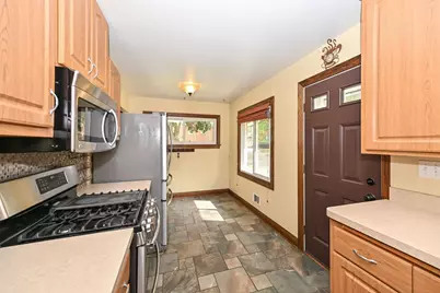 7817 W Mt Vernon Ave, Milwaukee, WI 53213 - Photo 17