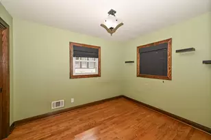 7817 W Mt Vernon Ave, Milwaukee, WI 53213 - Photo 23