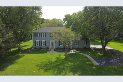 1626  Devonshire Dr, Cedarburg, WI 53012 - Photo 35