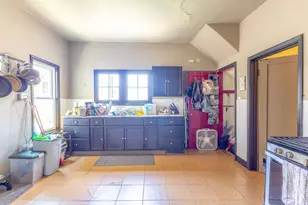 1327 W Orchard St, Milwaukee, WI 53204 - Photo 5