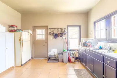 1327 W Orchard St, Milwaukee, WI 53204 - Photo 7