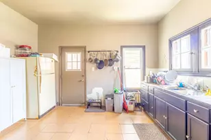 1327 W Orchard St, Milwaukee, WI 53204 - Photo 7
