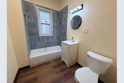 2022 W Keefe Ave #2022A, Milwaukee, WI 53206 - Photo 3