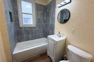 2022 W Keefe Ave, Milwaukee, WI 53206 - Photo 17