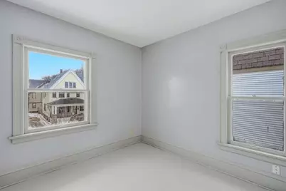 4722 W Garfield Ave, Milwaukee, WI 53208 - Photo 15