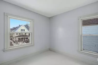 4722 W Garfield Ave, Milwaukee, WI 53208 - Photo 21