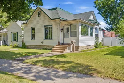 1706  Kane St, La Crosse, WI 54603 - Photo 1