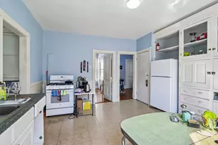 2444 N Palmer St, Milwaukee, WI 53212 - Photo 11